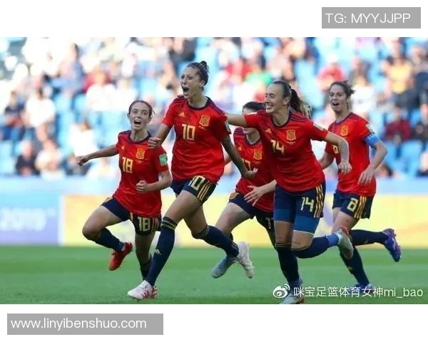 德国女足与西班牙女足激战正酣谁将夺得本届赛事的荣耀桂冠 德国女足与西班牙女足激战正酣谁将夺得本届赛事的荣耀桂冠