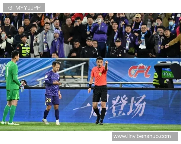 中超激战申花对阵开新期待精彩表现与胜利之争