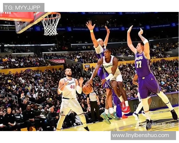 快船与湖人精彩对决回放全程回顾与赛后分析